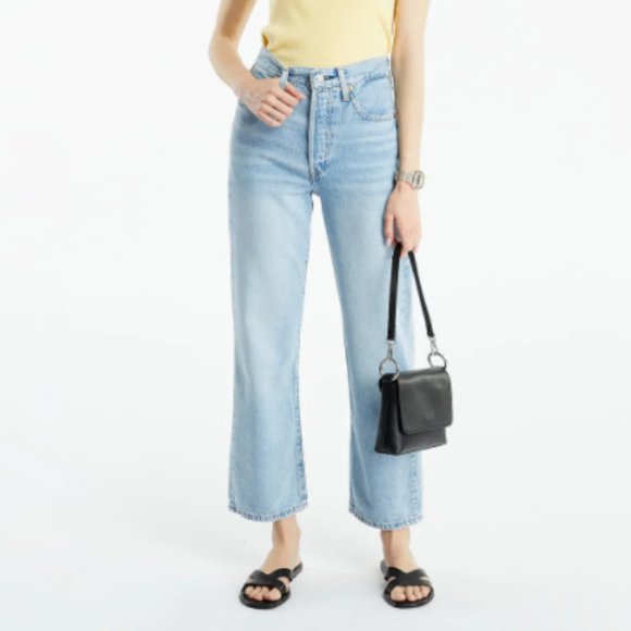 Levi's Ribcage Straight High Waisted Light Wash Jean Size 26 Waist - Picture 1 of 8